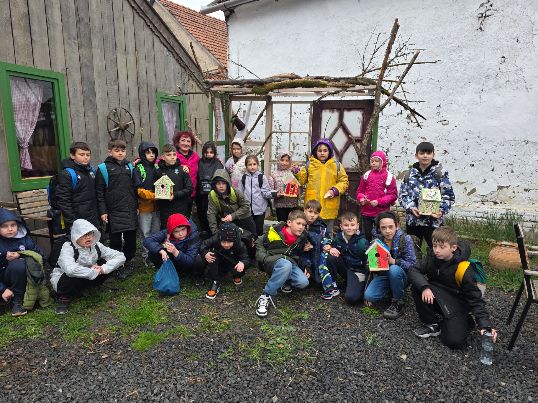 Fotografie de grup la atelier în curtea SchwabenLand